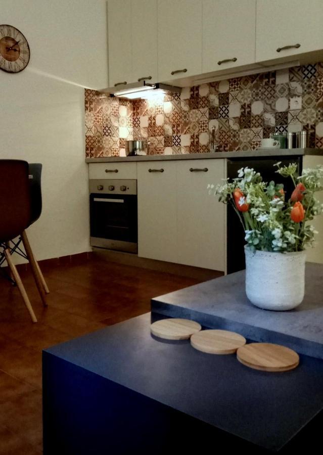 House Inside Garden Apartment Volos Ngoại thất bức ảnh